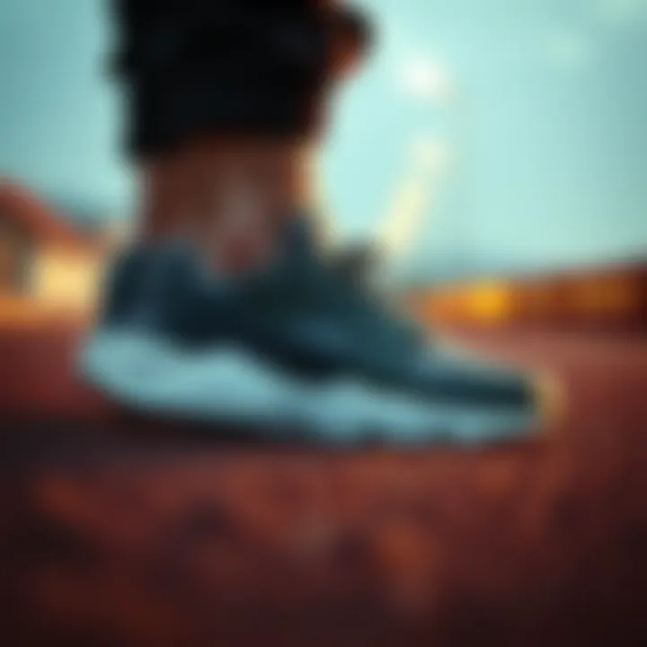 Experience the Comfort of Huarache Nike Comfortable Huarache Nike footwear in action